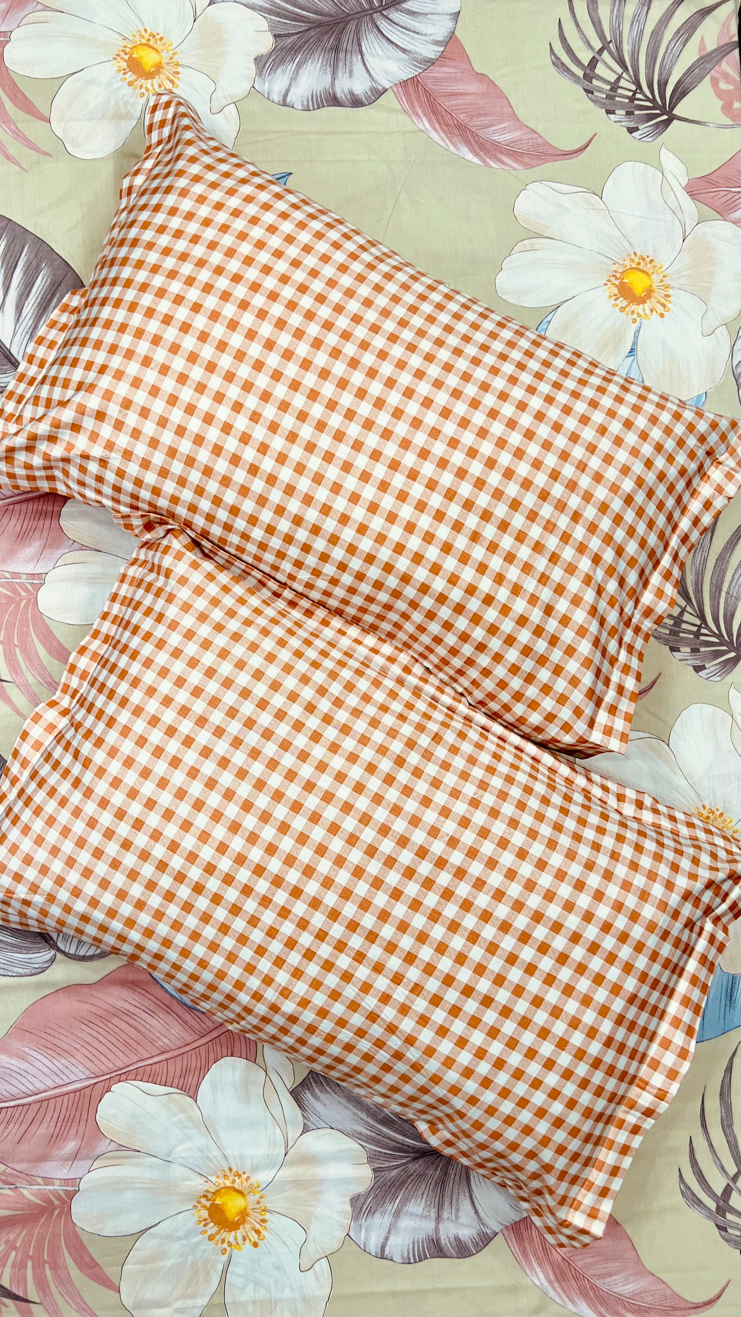 FREESIA XXL Cotton Bedsheet (Extra-Large Bedsheet)